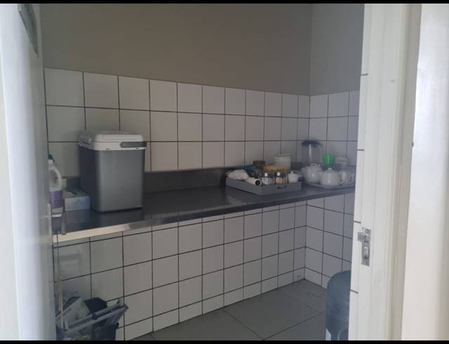 226M² OFFICE TO LET IN SONHEUWEL